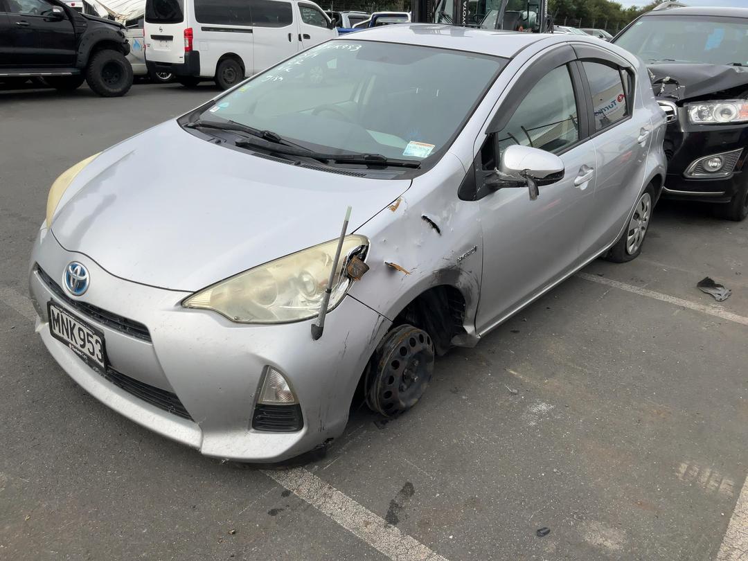 Photo '2' of Toyota Aqua Hybrid