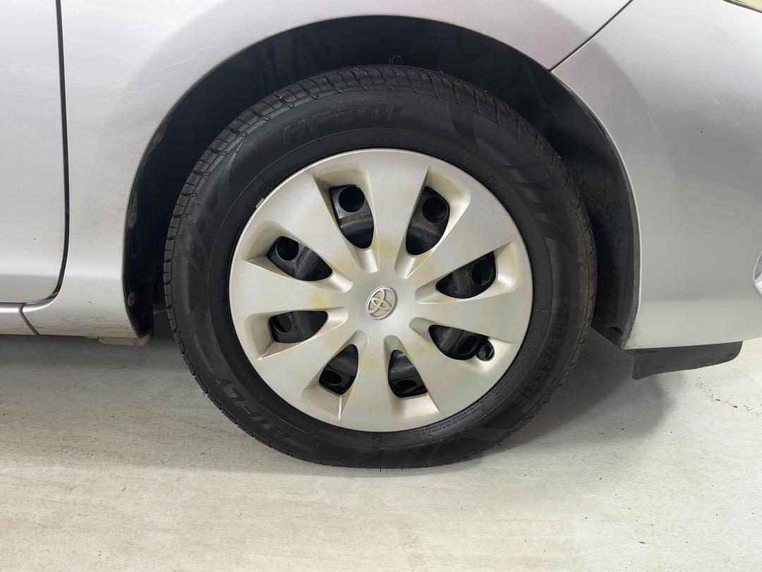 Photo '9' of Toyota Aqua