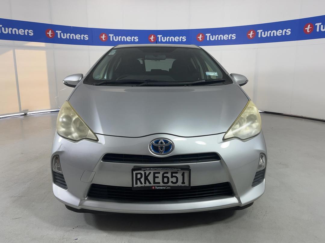 Photo '2' of Toyota Aqua