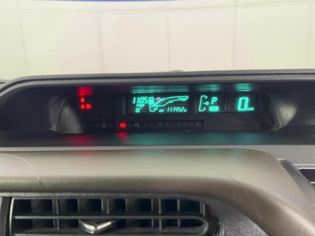 Photo '21' of Toyota Aqua