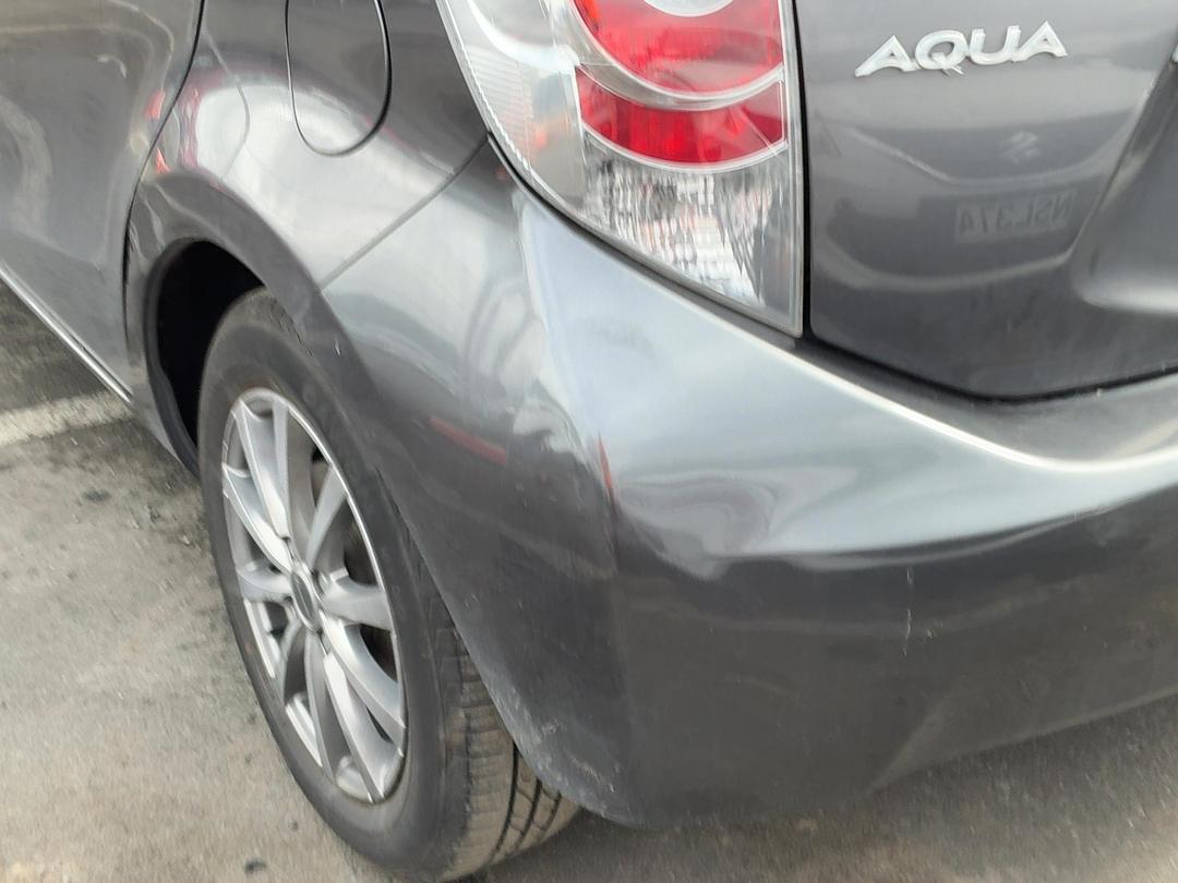 Photo '16' of Toyota Aqua Photo '16' of Toyota Aqua