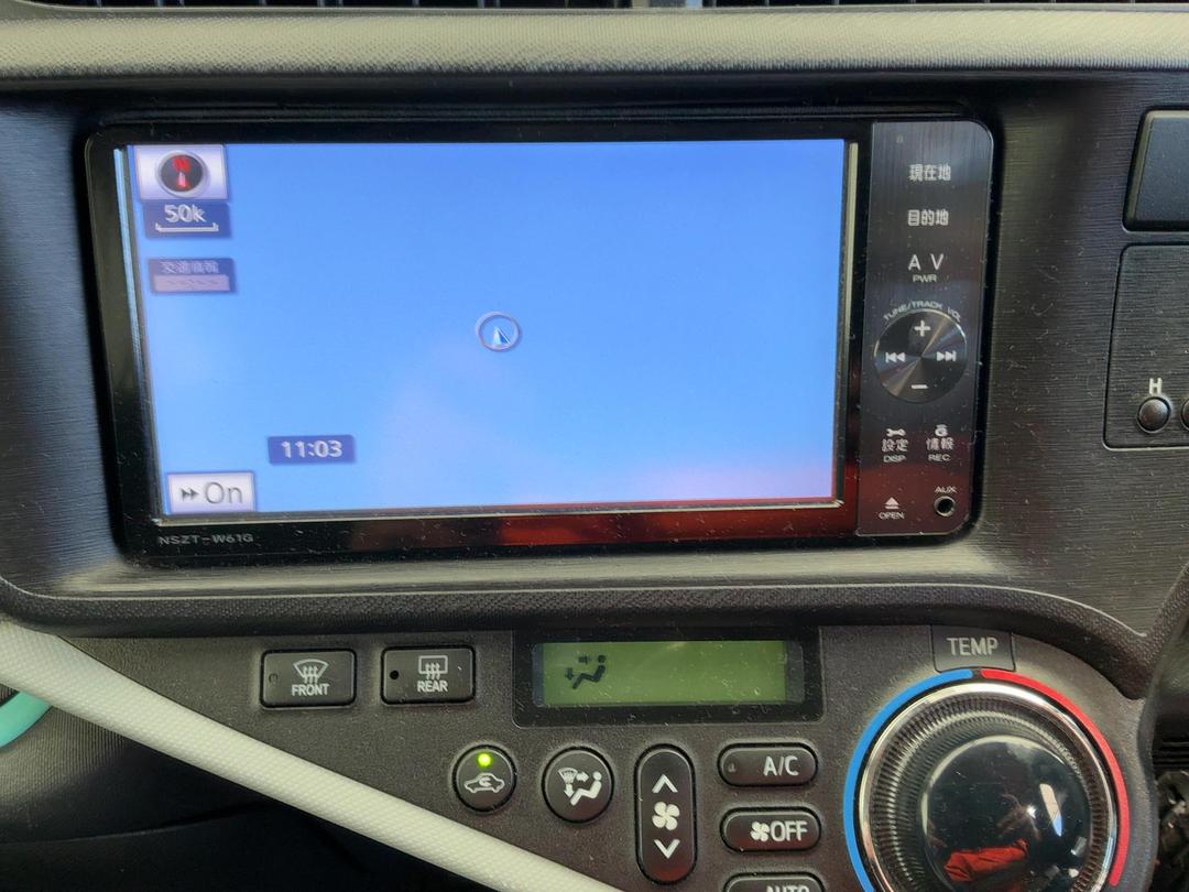 Photo '12' of Toyota Aqua Photo '12' of Toyota Aqua