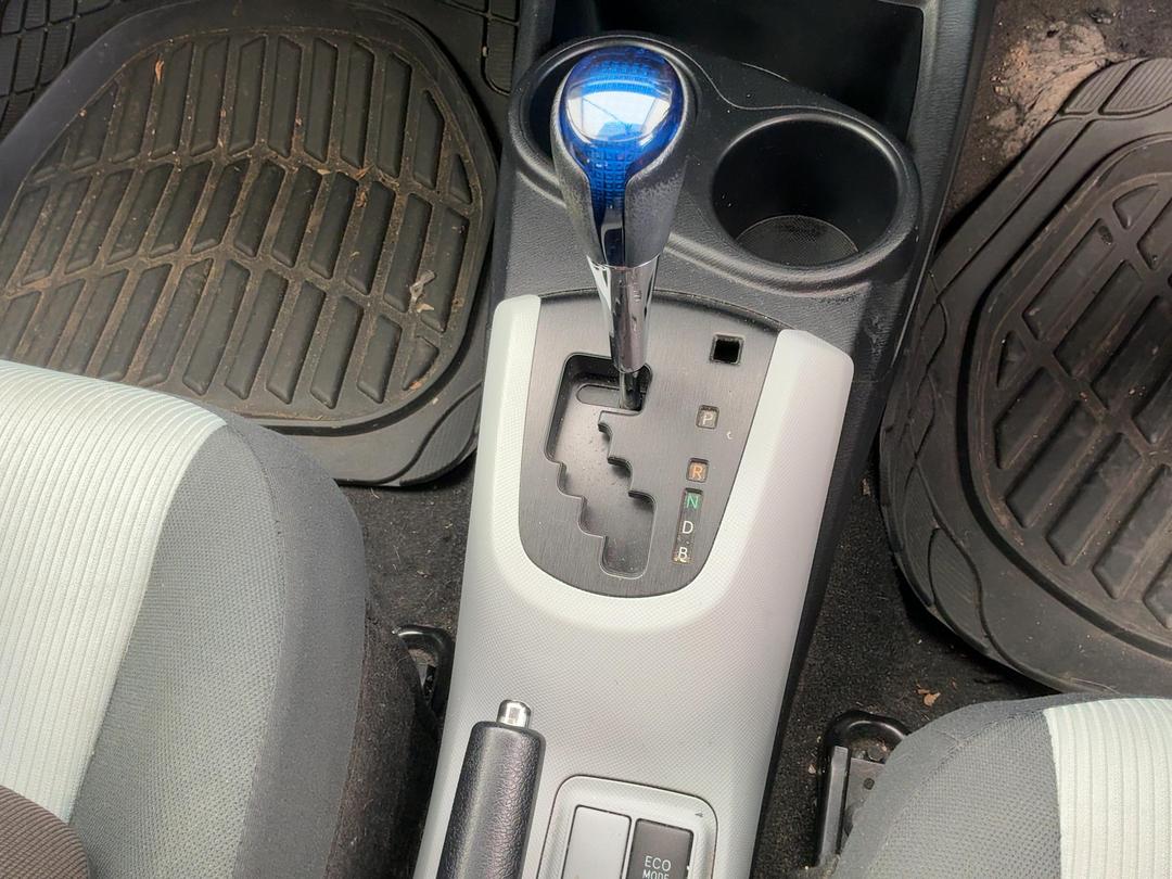 Photo '15' of Toyota Aqua