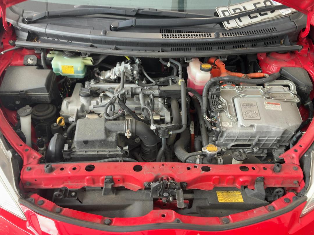 Photo '12' of Toyota Aqua