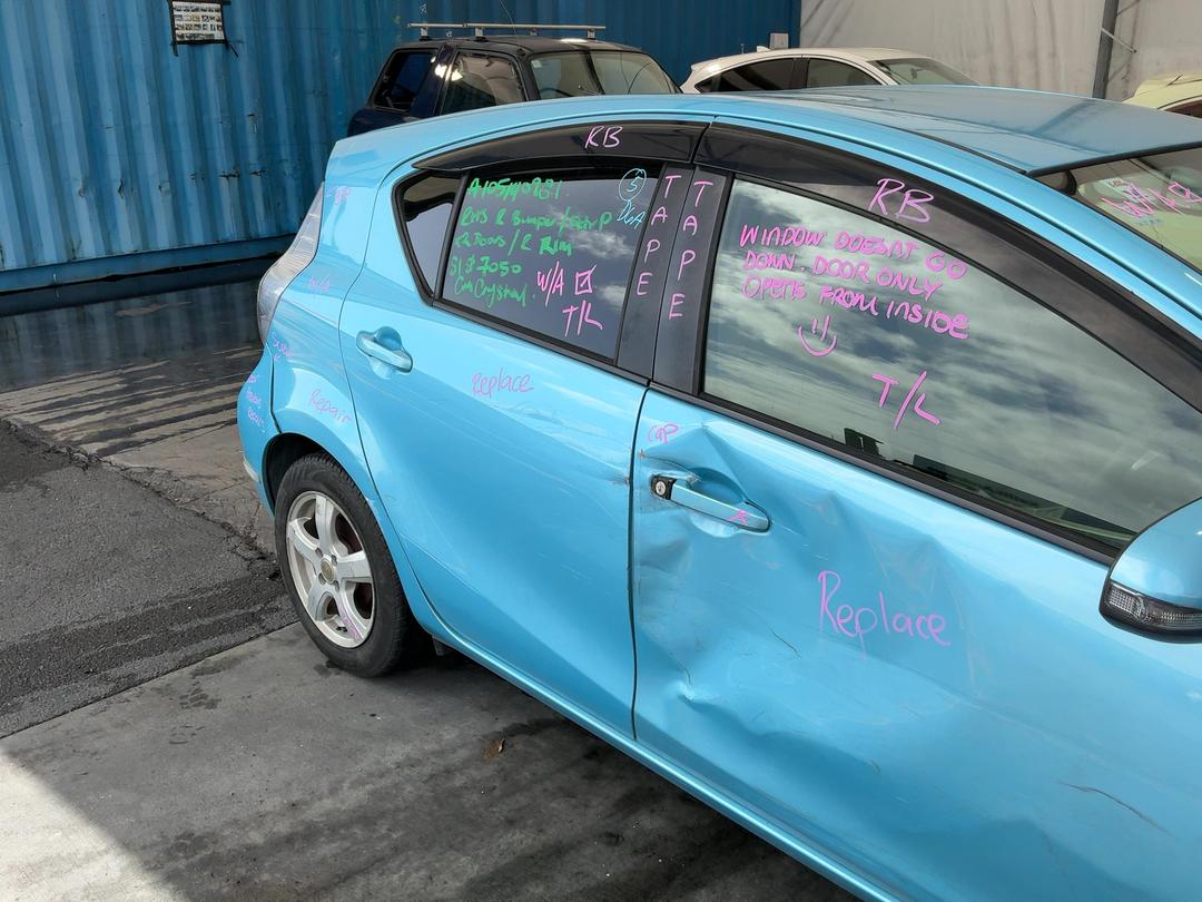 Photo '2' of Toyota Aqua