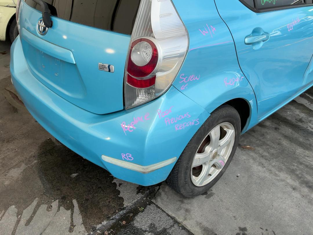 Photo '11' of Toyota Aqua
