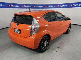 Photo '7' of Toyota Aqua