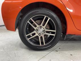 Photo '12' of Toyota Aqua