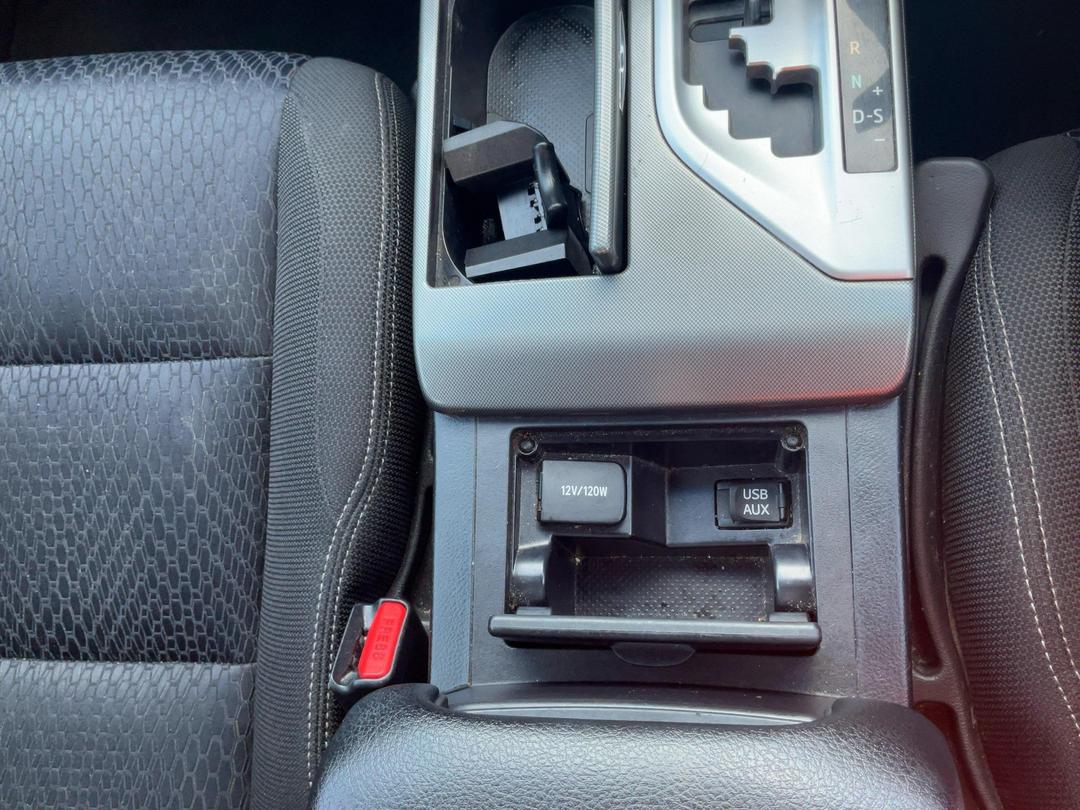 Photo '31' of Toyota Aurion
