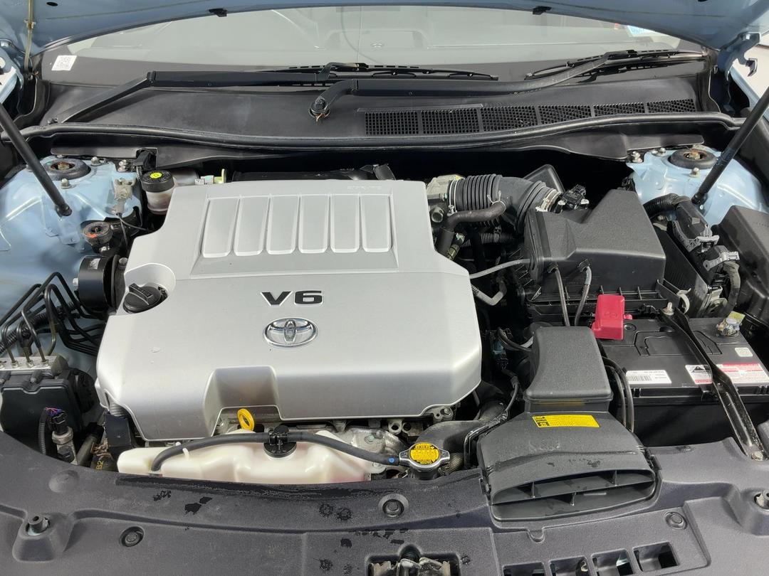 Photo '13' of Toyota Aurion