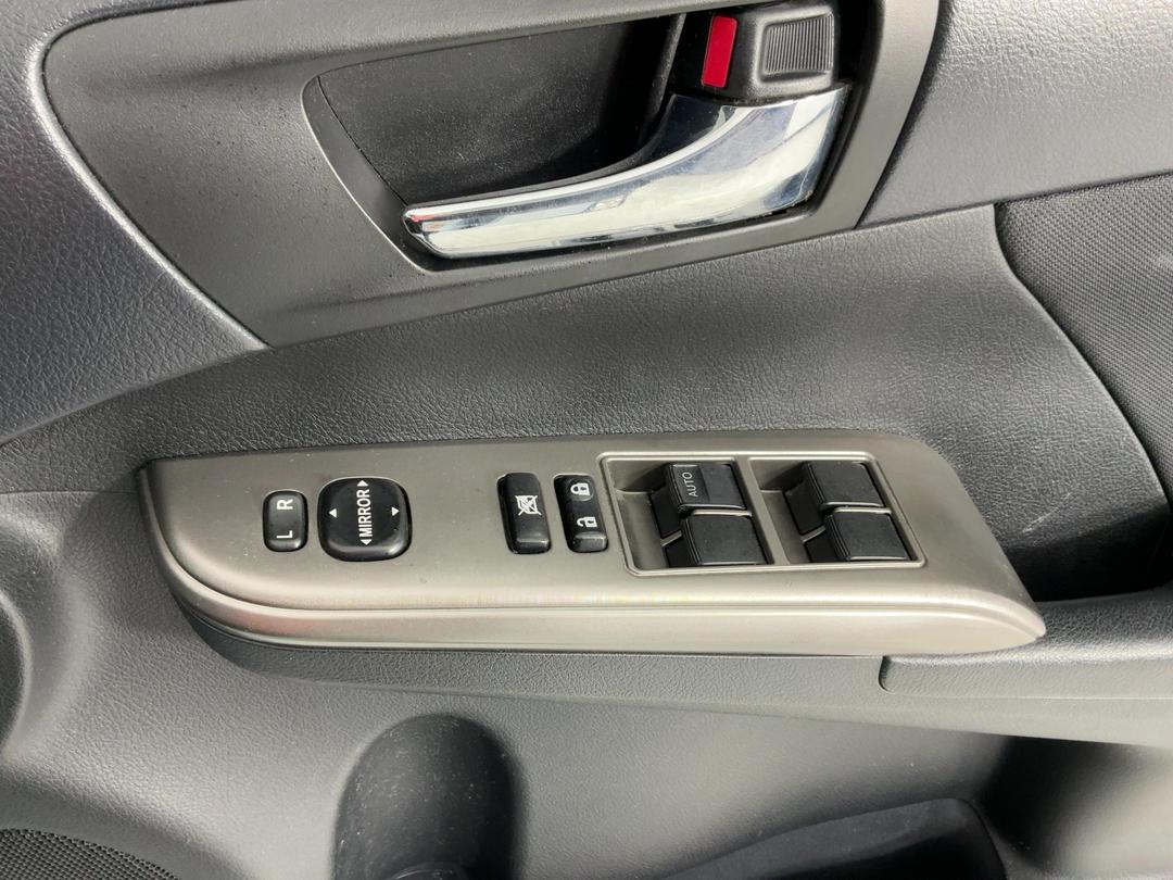 Photo '25' of Toyota Aurion