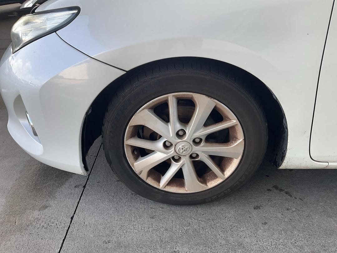 Photo '5' of Toyota Auris