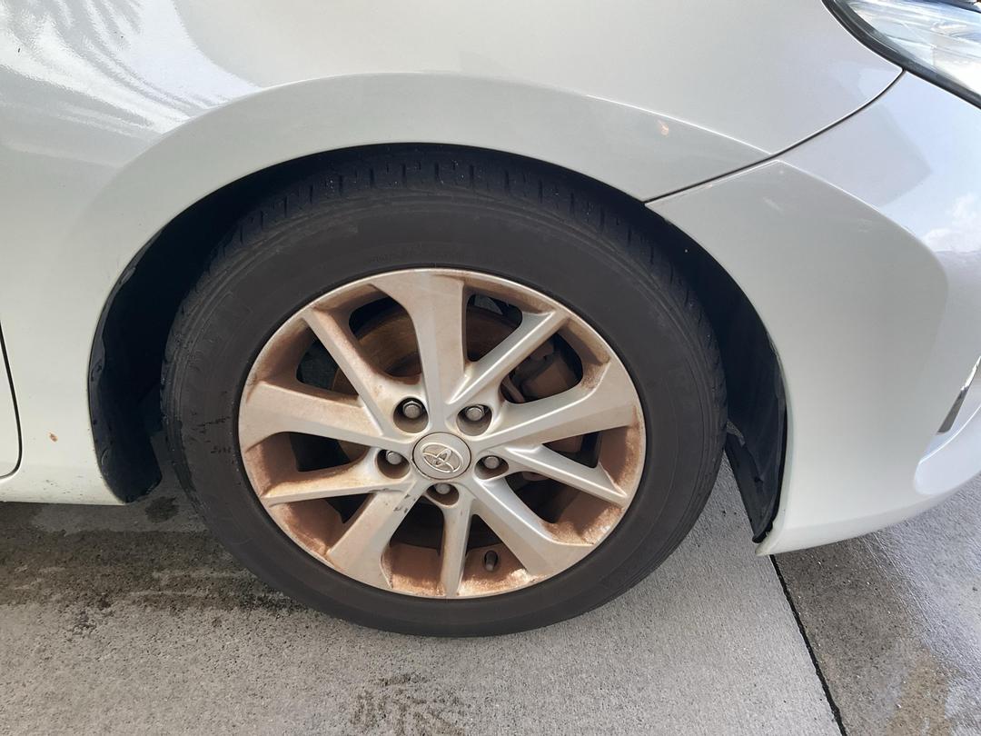 Photo '2' of Toyota Auris