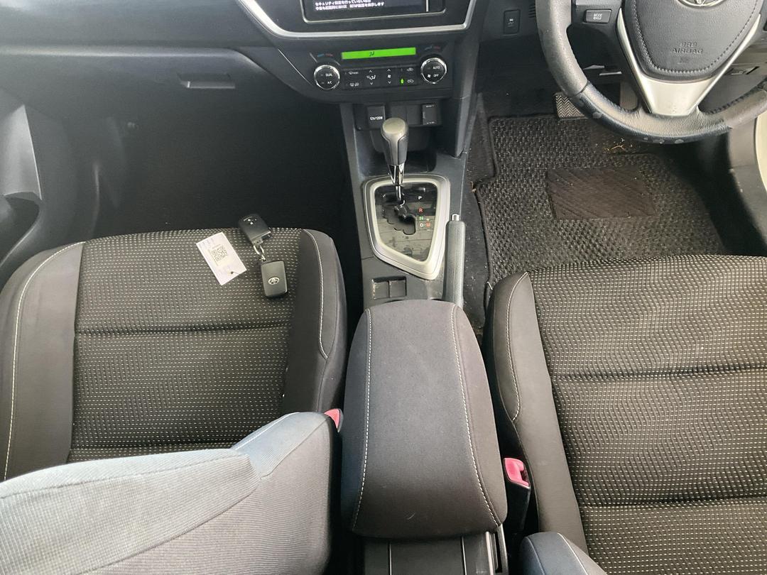 Photo '20' of Toyota Auris