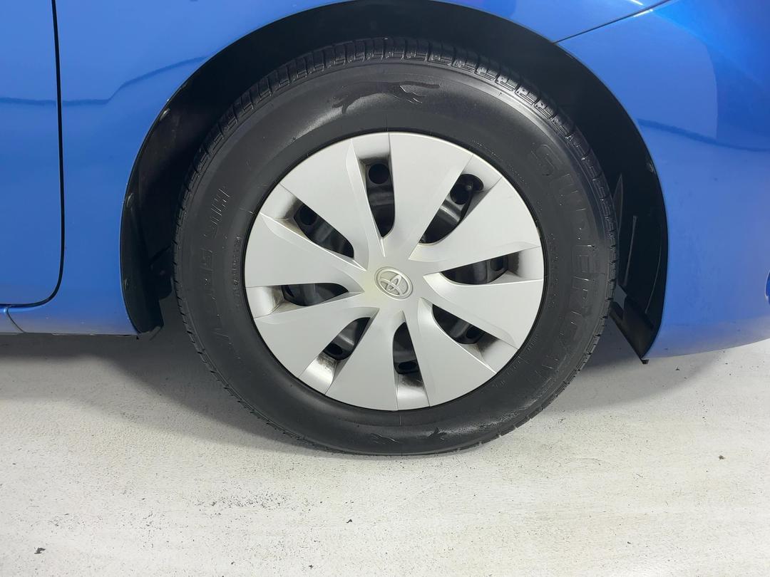Photo '9' of Toyota Auris