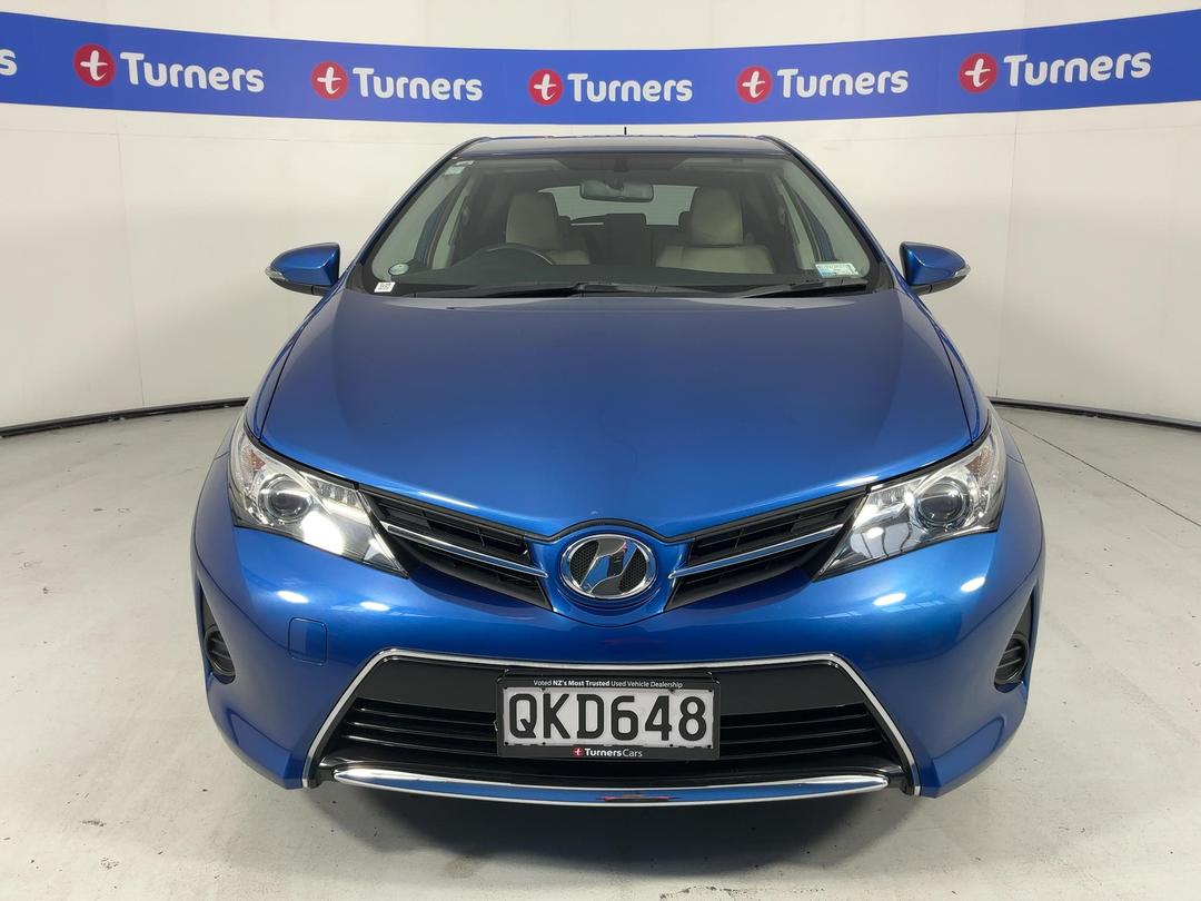 Photo '2' of Toyota Auris