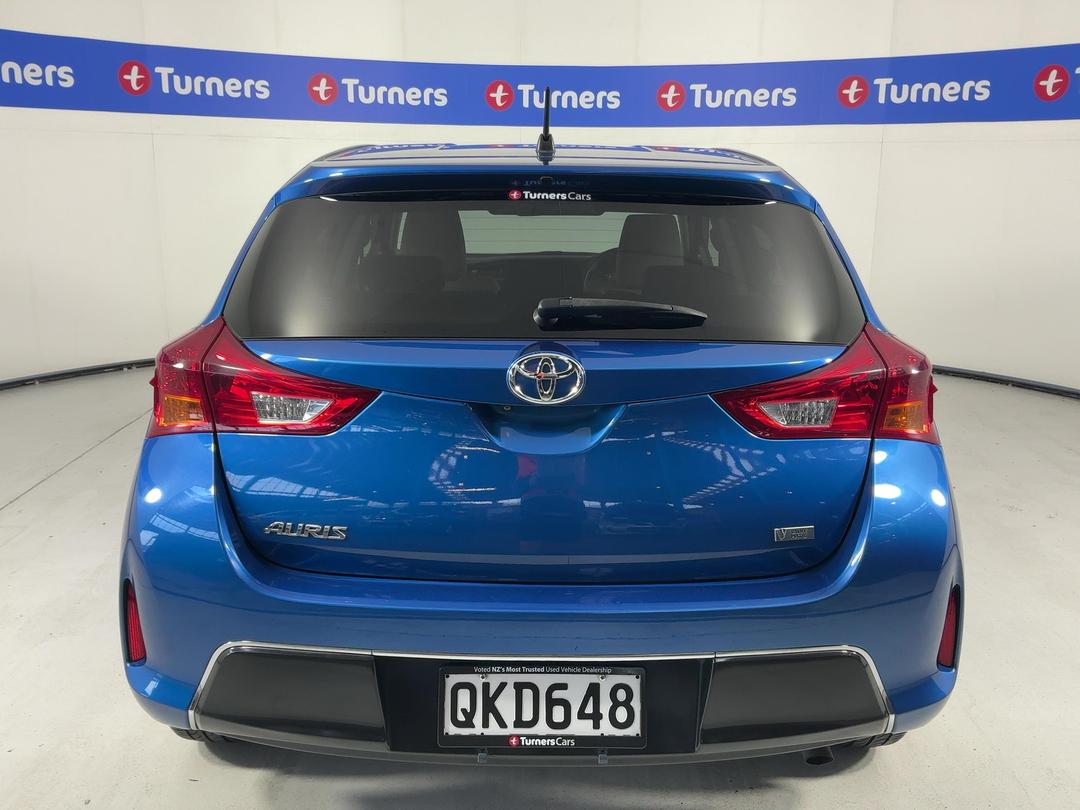 Photo '6' of Toyota Auris