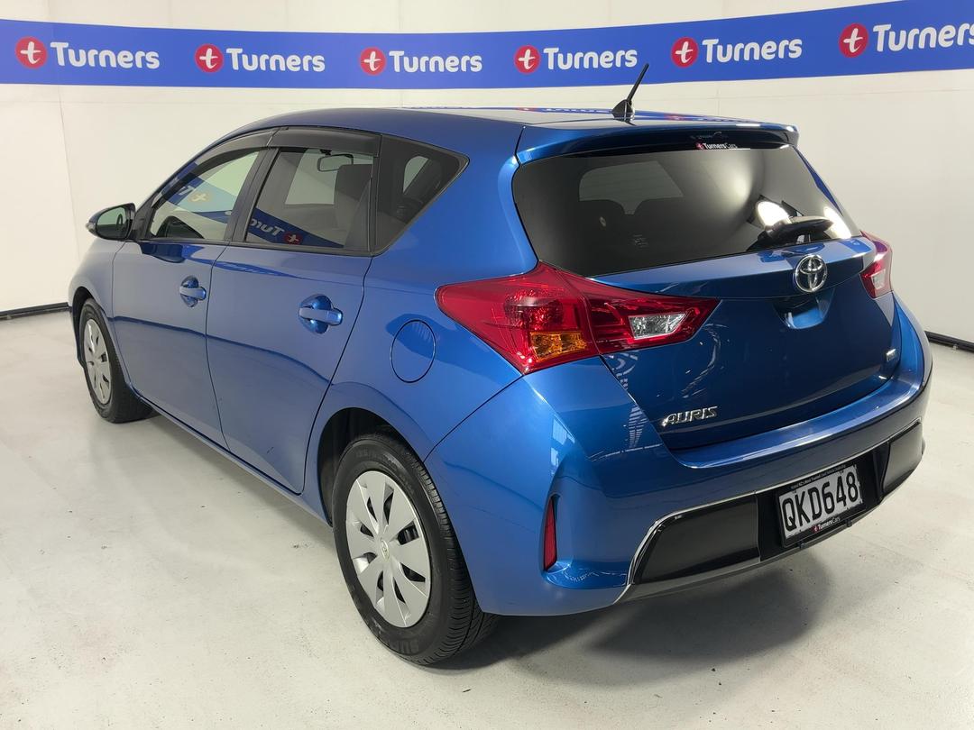 Photo '5' of Toyota Auris