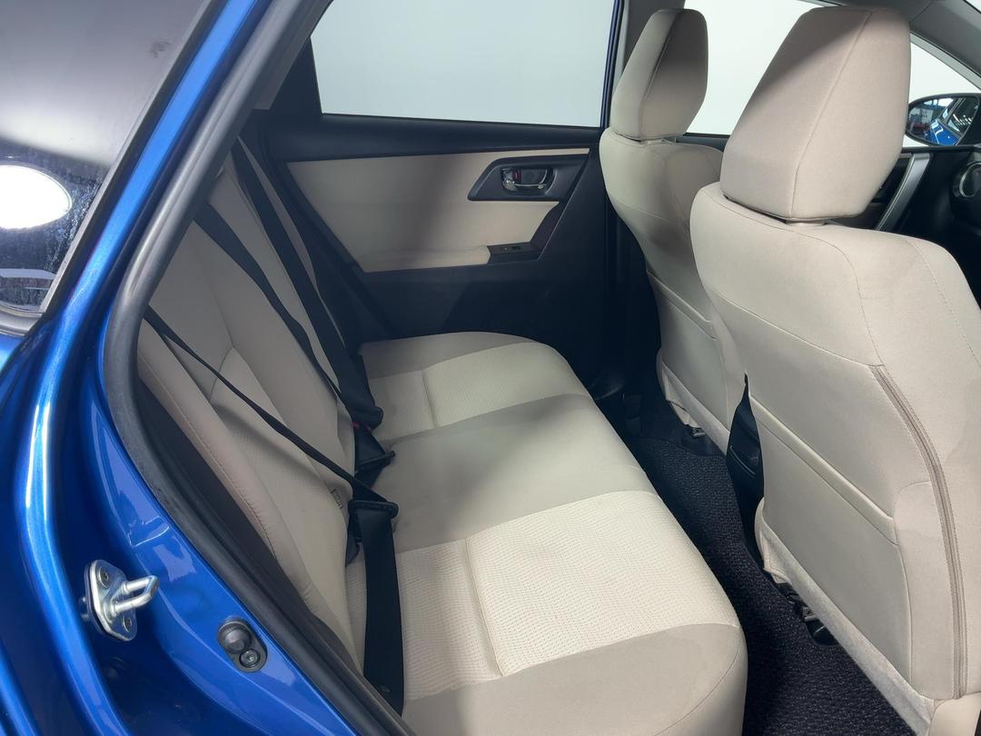 Photo '20' of Toyota Auris