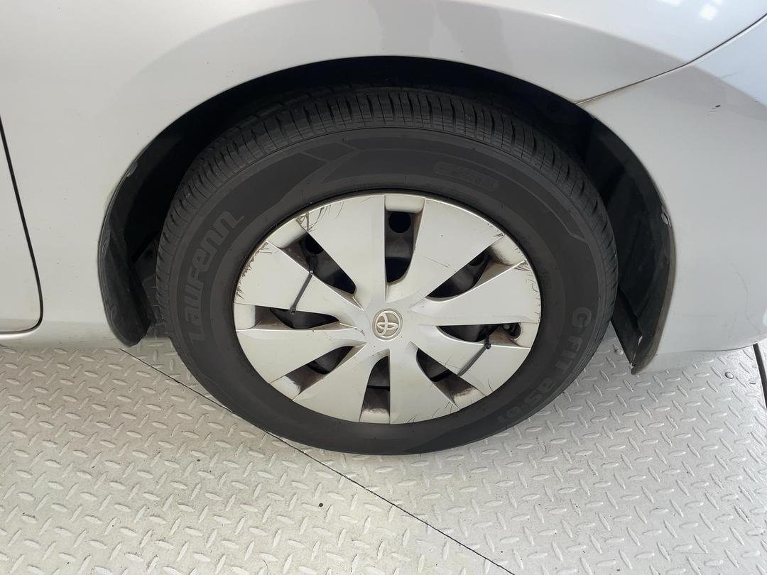 Photo '9' of Toyota Auris