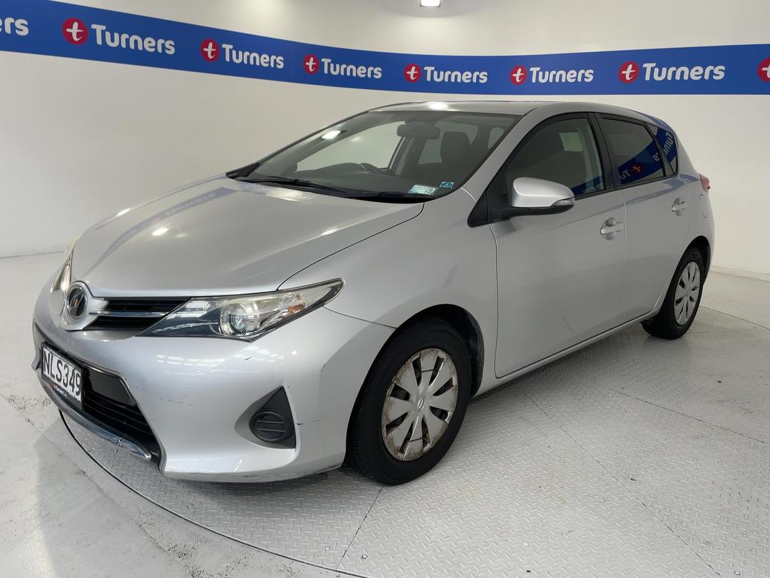 Photo '4' of Toyota Auris