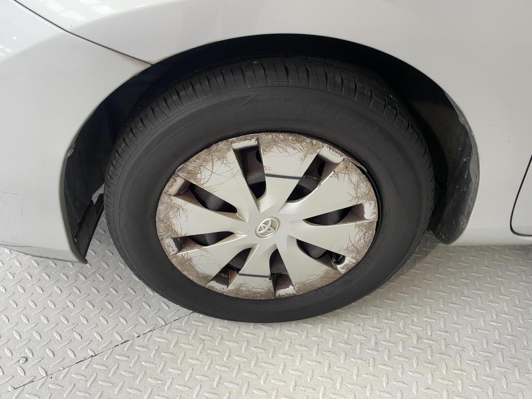 Photo '10' of Toyota Auris