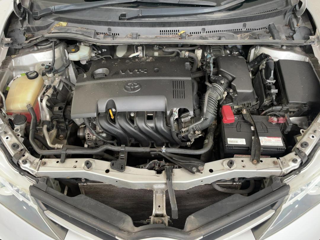 Photo '13' of Toyota Auris