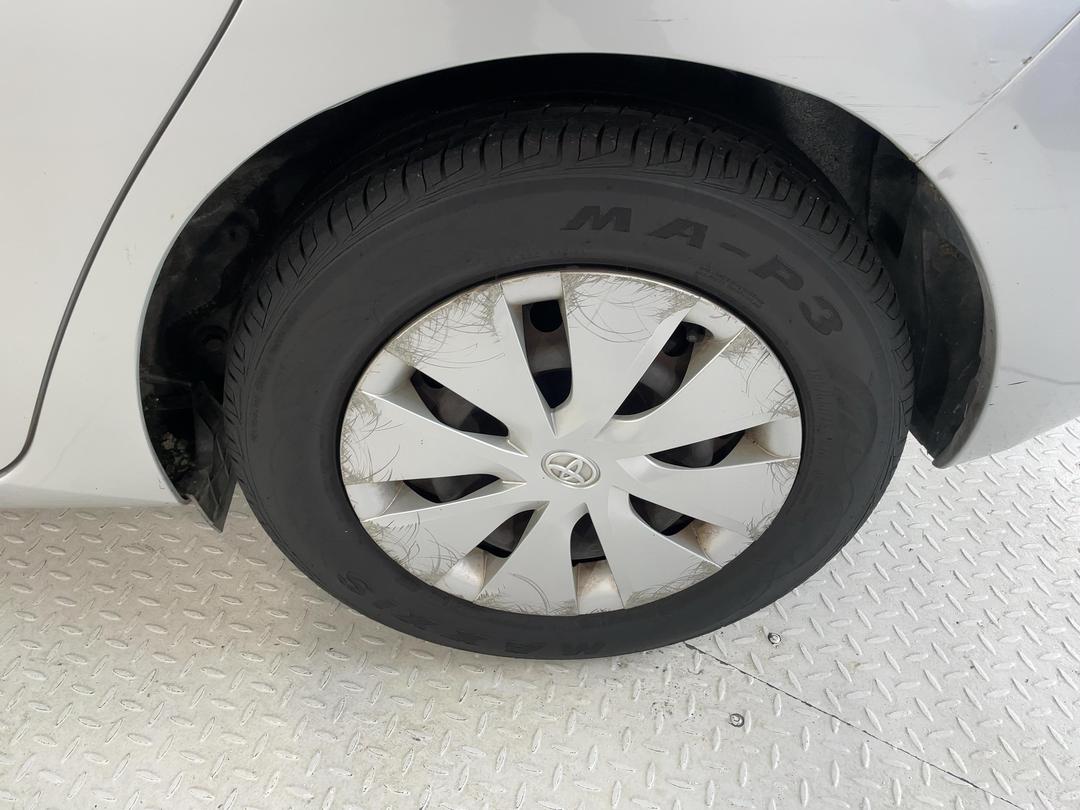 Photo '11' of Toyota Auris