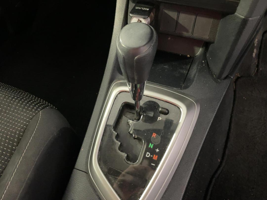 Photo '30' of Toyota Auris