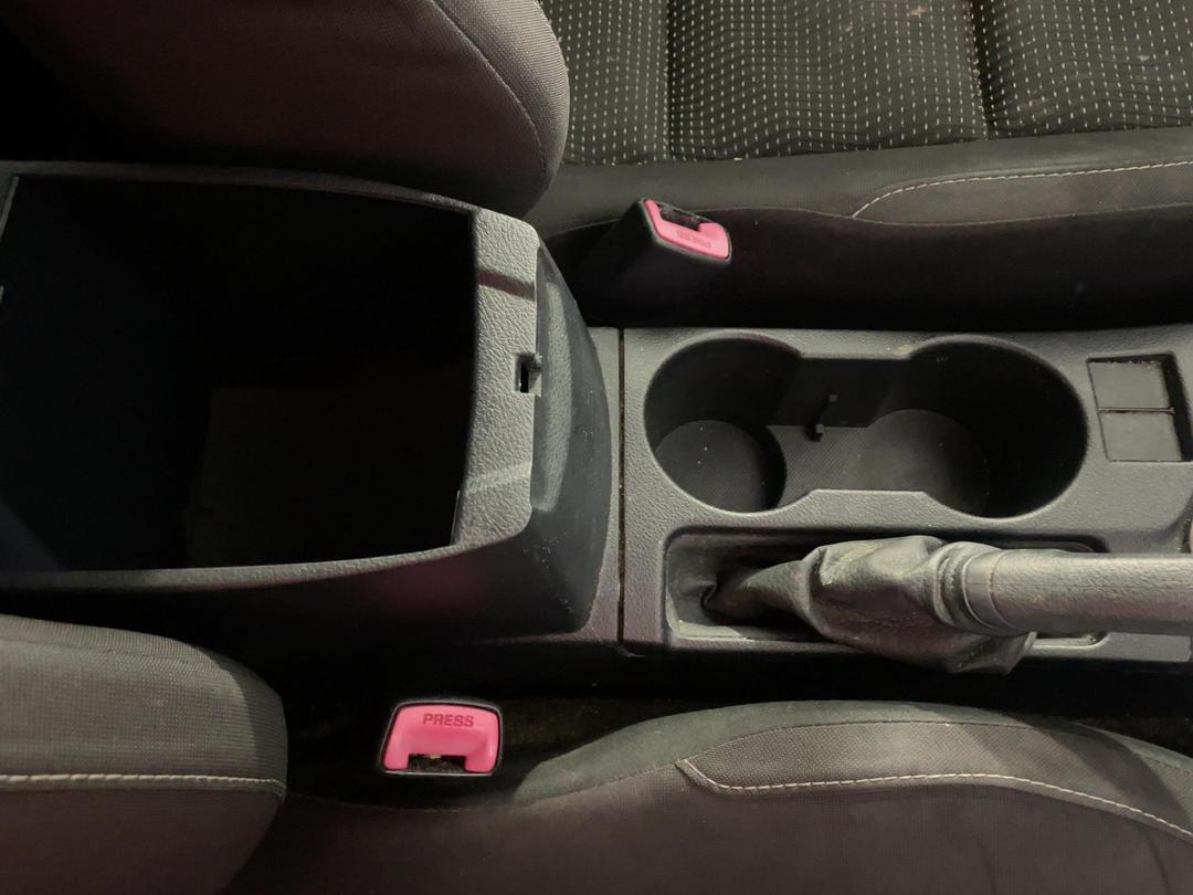 Photo '31' of Toyota Auris