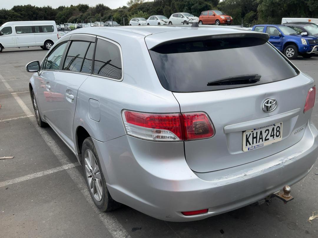 Photo '3' of Toyota Avensis Photo '3' of Toyota Avensis