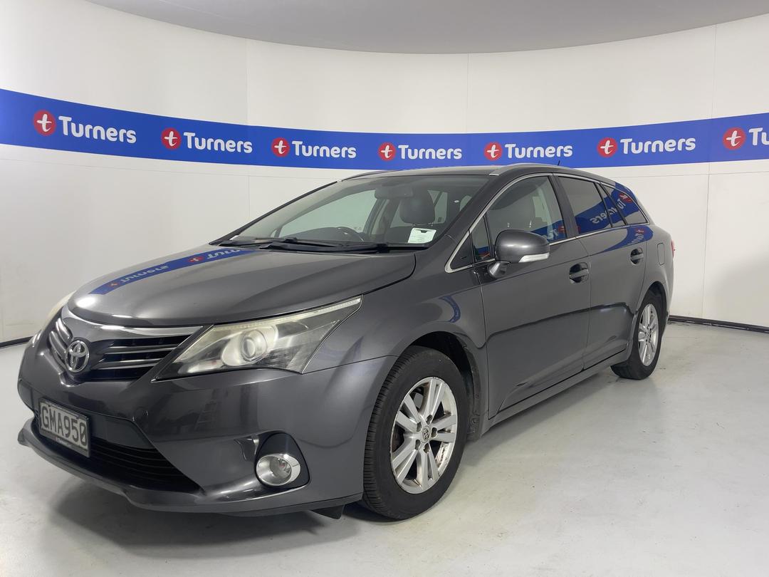 Photo '4' of Toyota Avensis