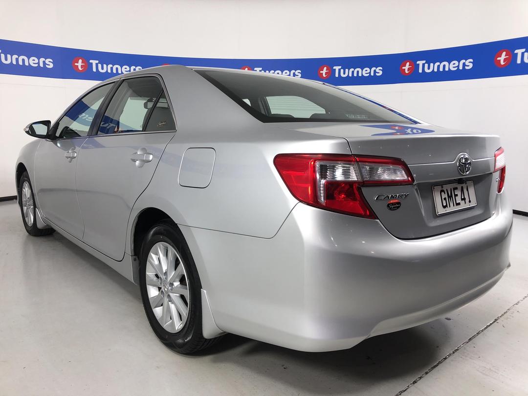 Photo '5' of Toyota Camry