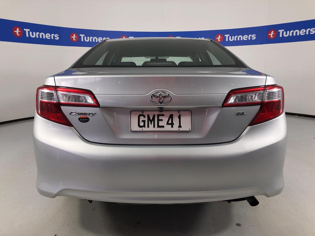 Photo '6' of Toyota Camry