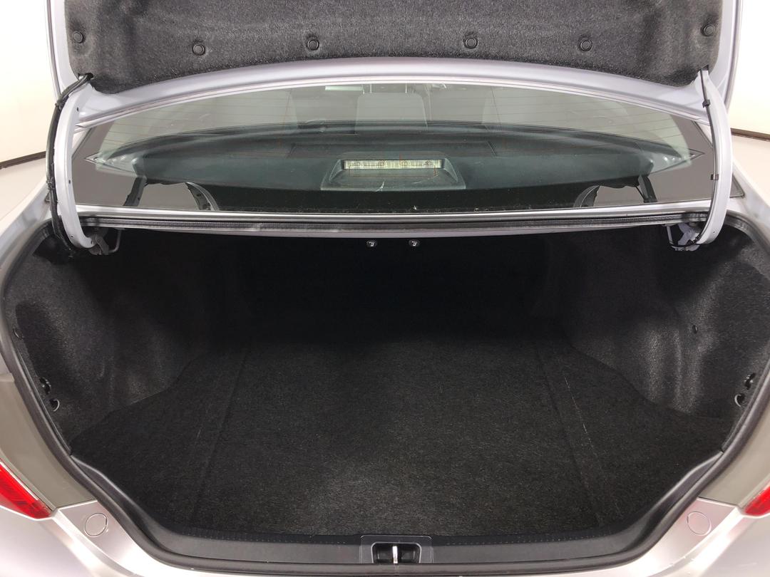 Photo '14' of Toyota Camry