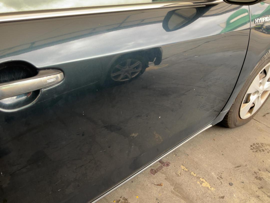 Photo '13' of Toyota Camry Hybrid