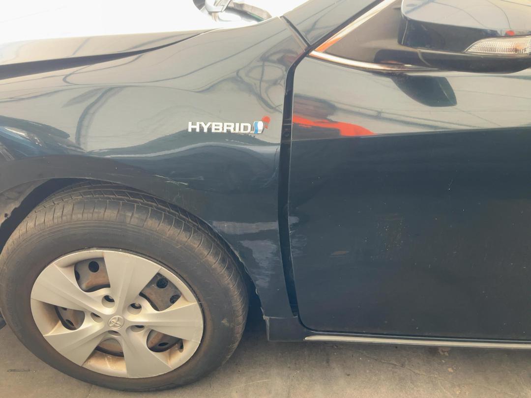 Photo '19' of Toyota Camry Hybrid