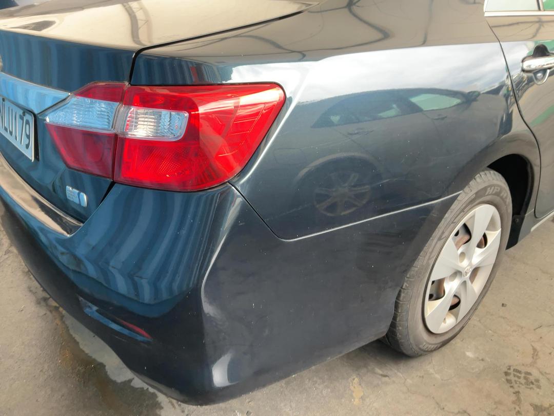 Photo '23' of Toyota Camry Hybrid