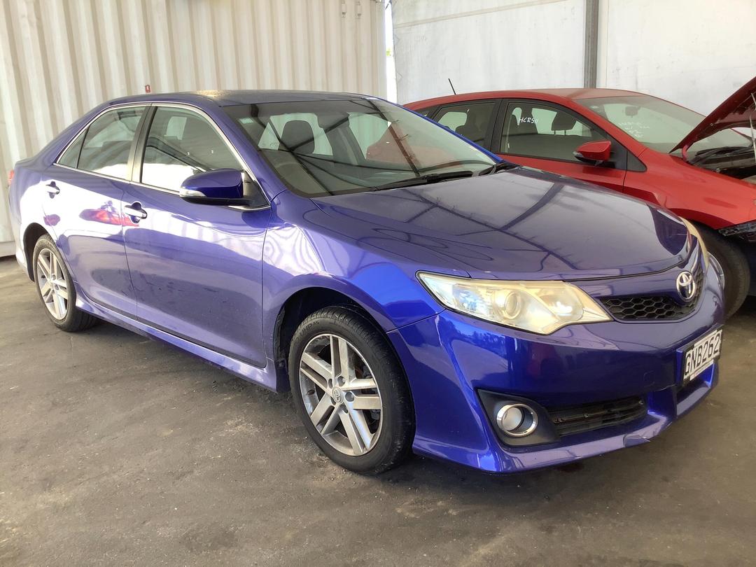 Photo '2' of Toyota Camry Atara S