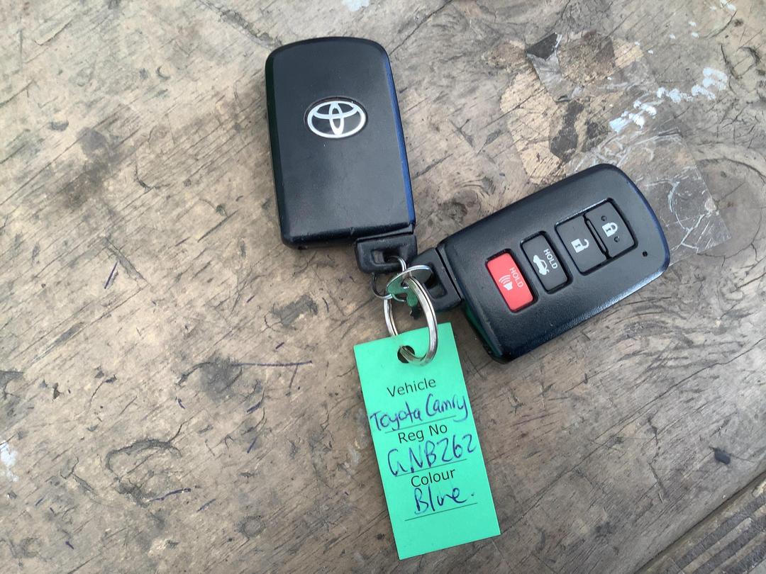 Photo '16' of Toyota Camry Atara S