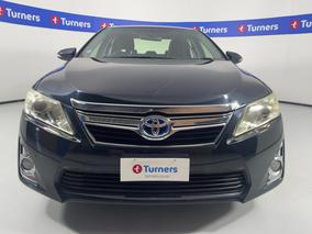 Photo '2' of Toyota Camry