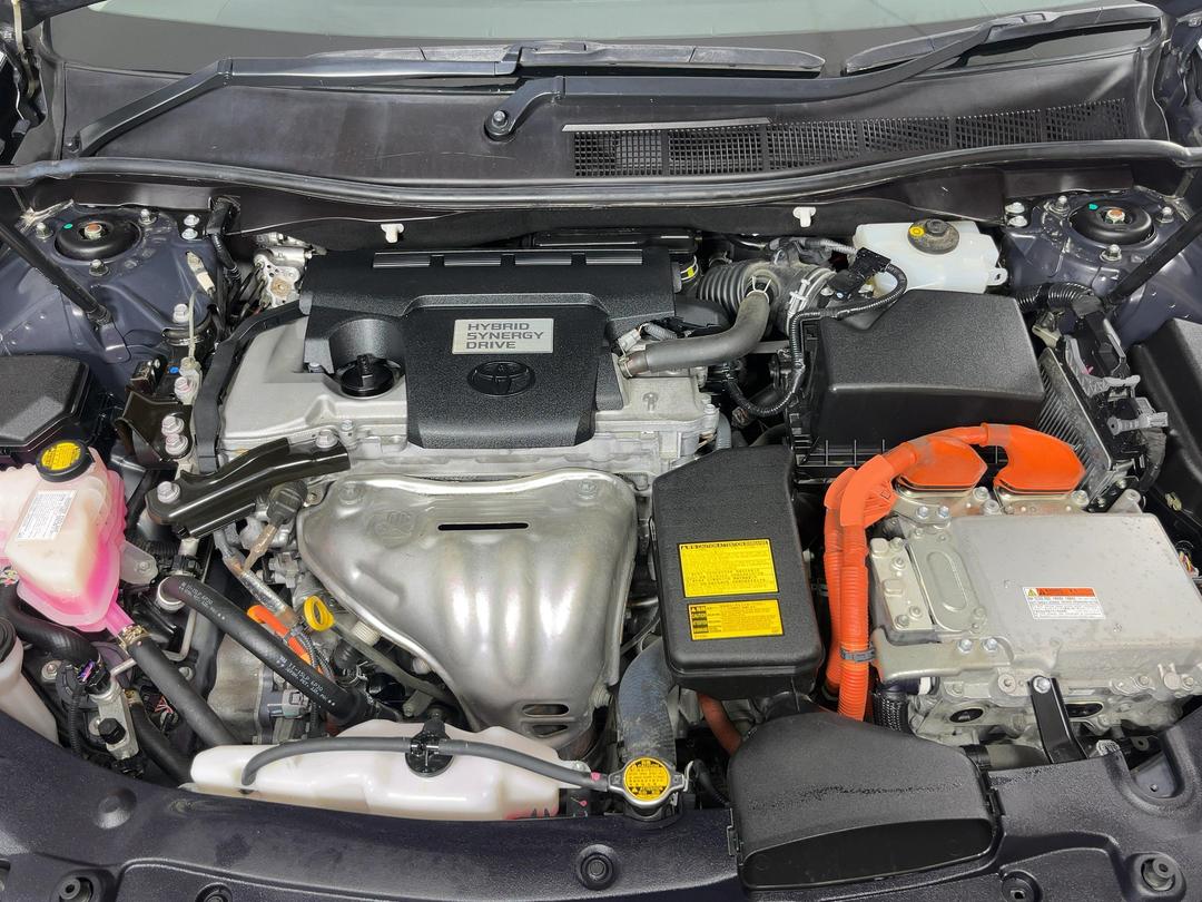 Photo '13' of Toyota Camry