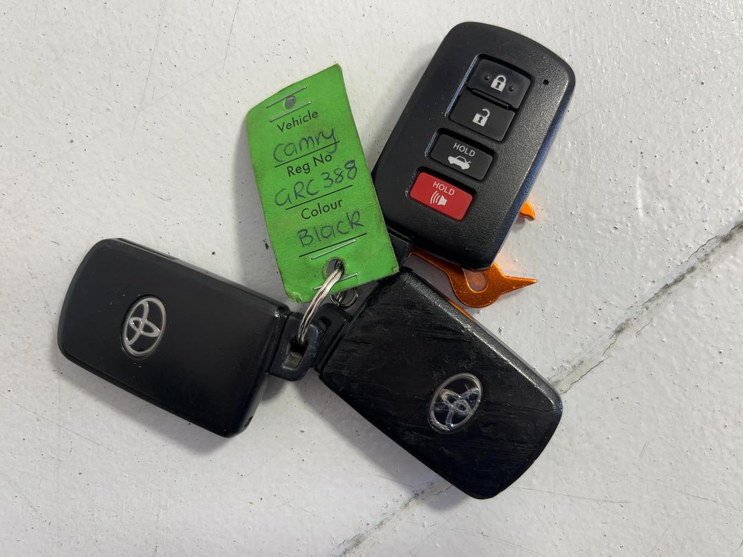 Photo '22' of Toyota Camry