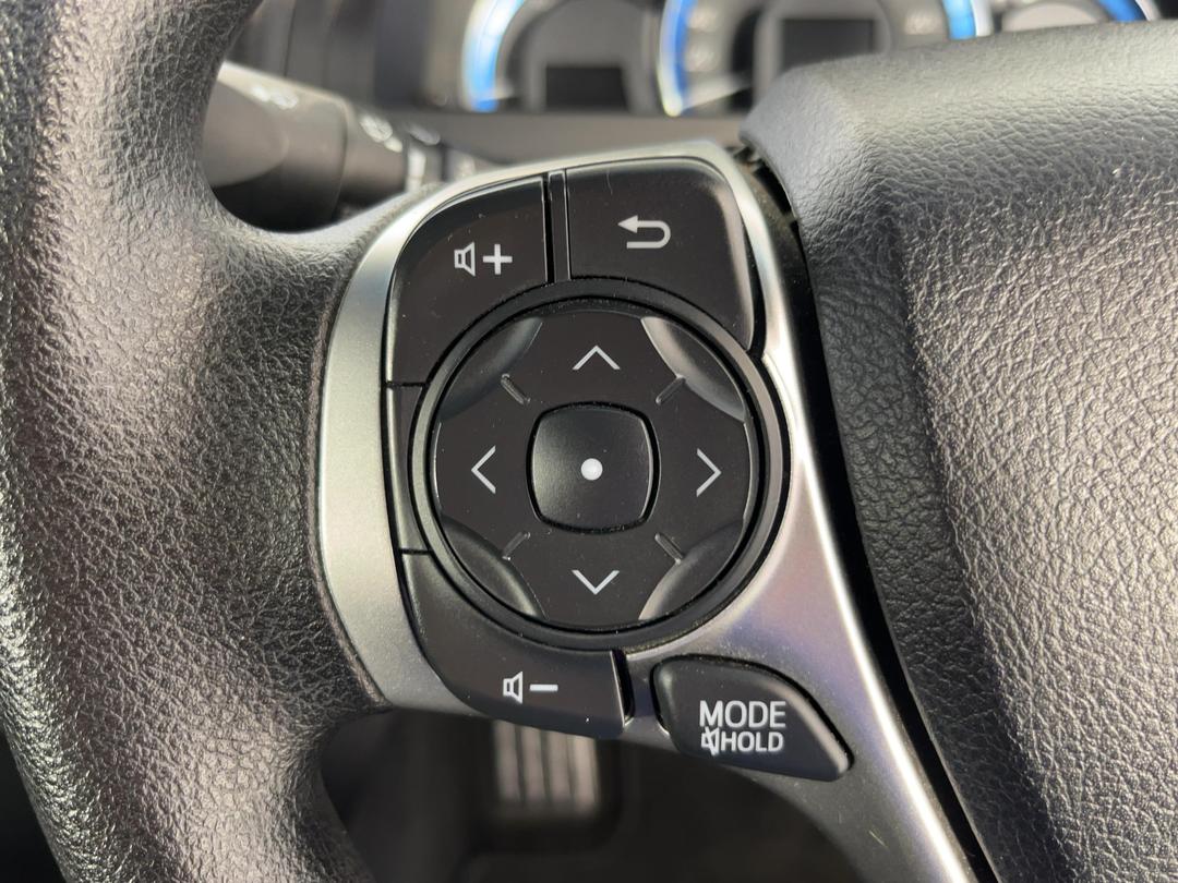 Photo '26' of Toyota Camry