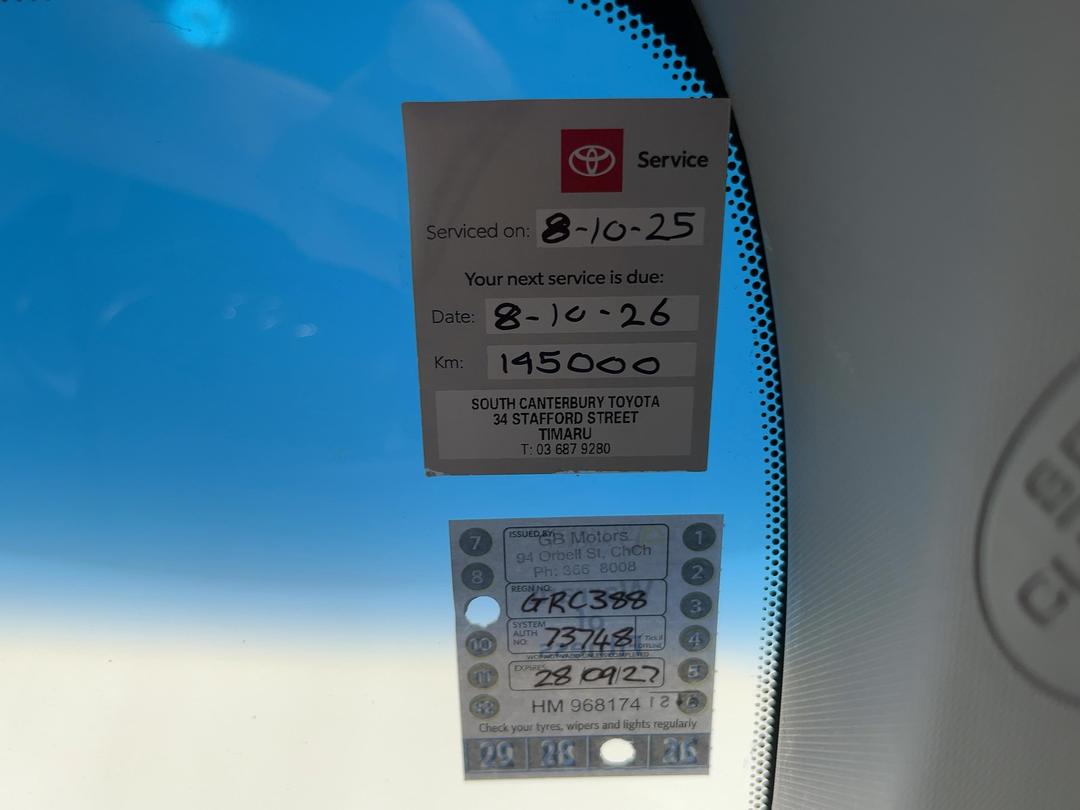 Photo '31' of Toyota Camry