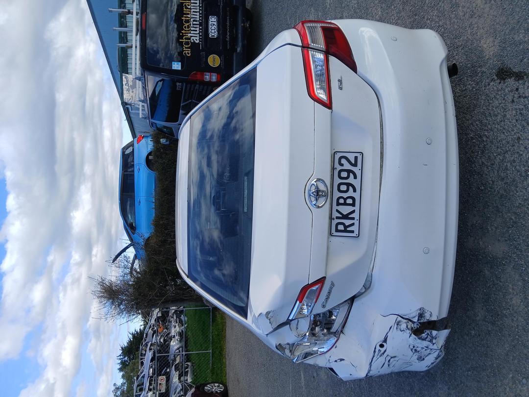 Photo '6' of Toyota Camry GL