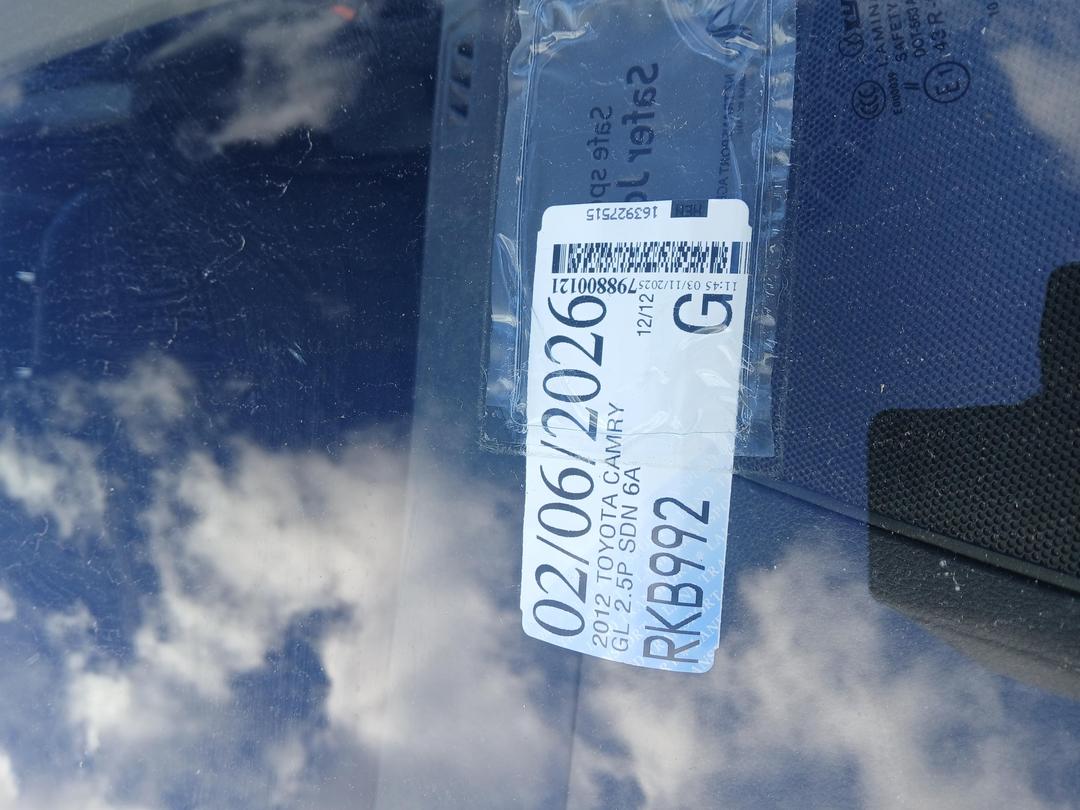 Photo '10' of Toyota Camry GL