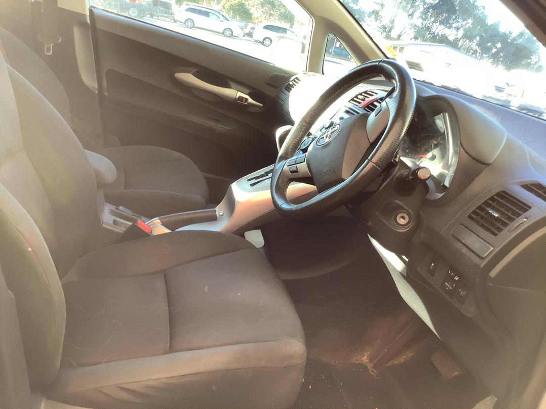 Photo '8' of Toyota Corolla Ascent Sport