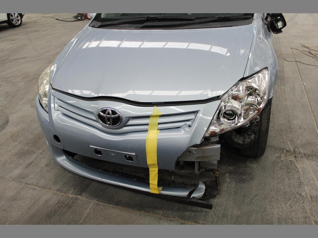 Photo '2' of Toyota Corolla GX Photo '2' of Toyota Corolla GX