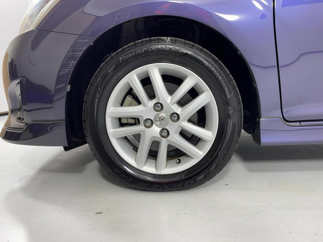 Photo '10' of Toyota Corolla Fielder